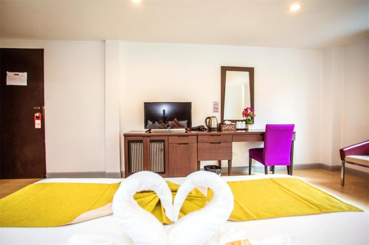 Hotel Sino House Patong Exterior foto