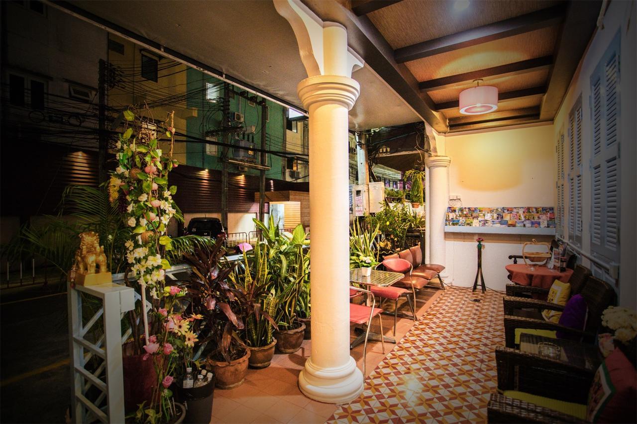 Hotel Sino House Patong Exterior foto