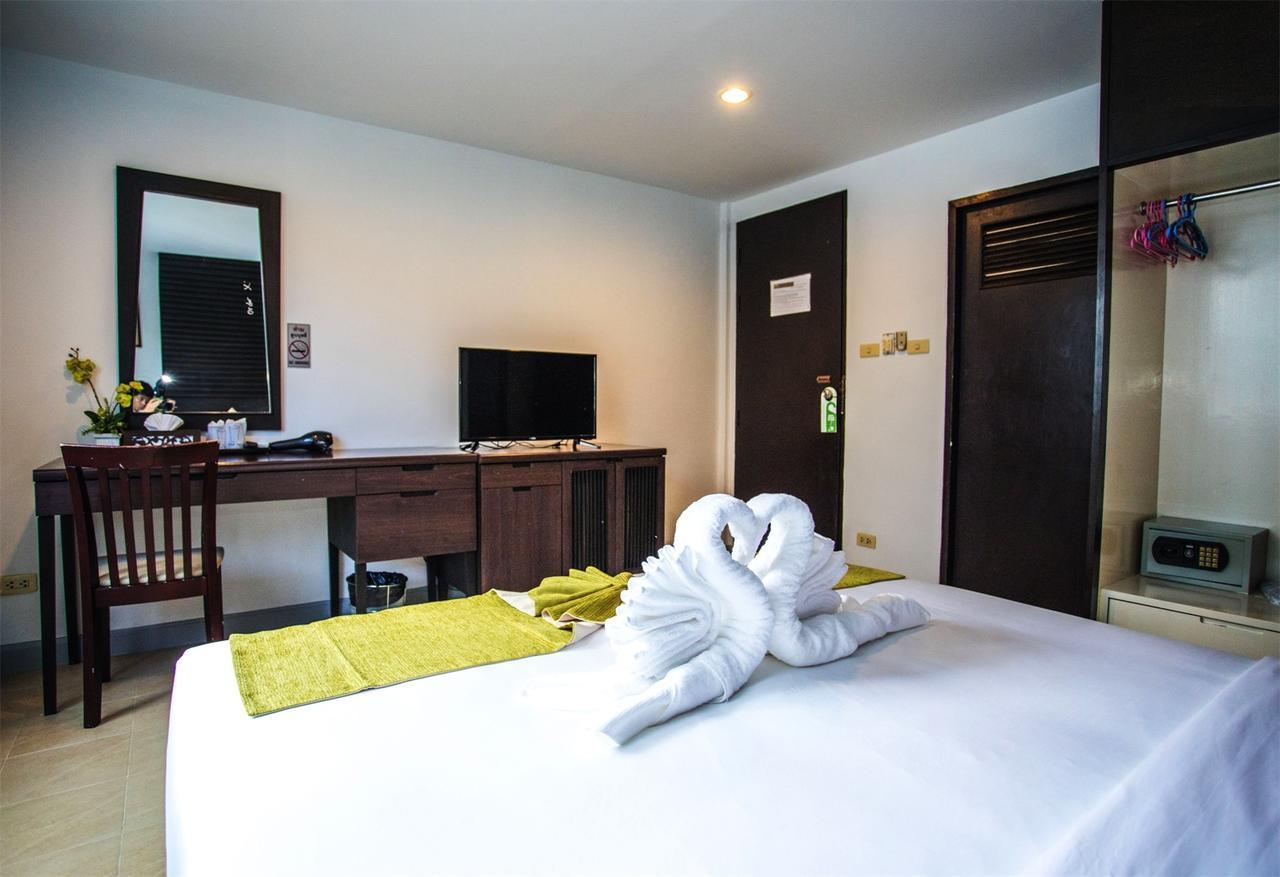 Hotel Sino House Patong Exterior foto