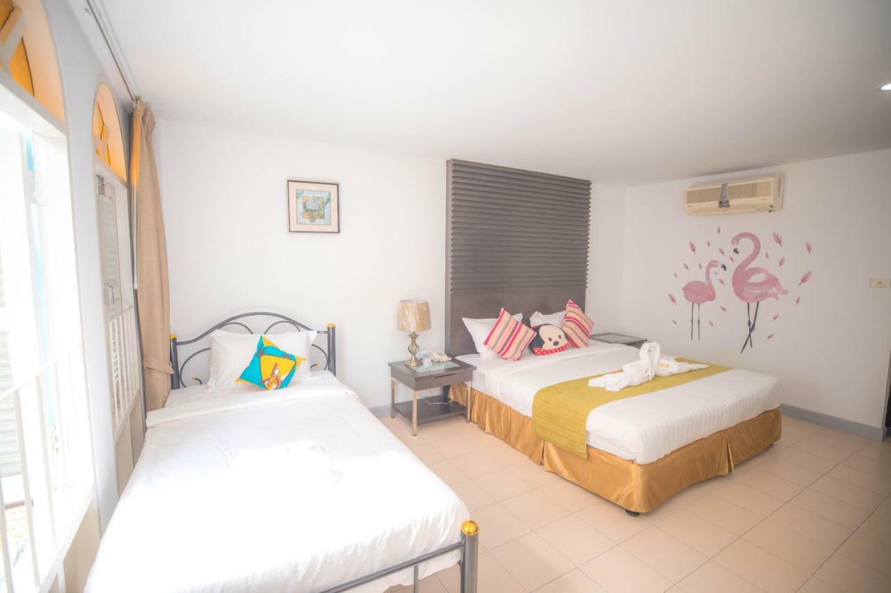 Hotel Sino House Patong Exterior foto