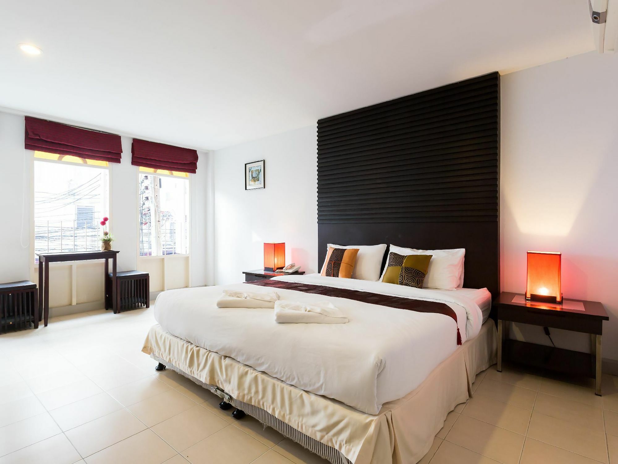 Hotel Sino House Patong Exterior foto